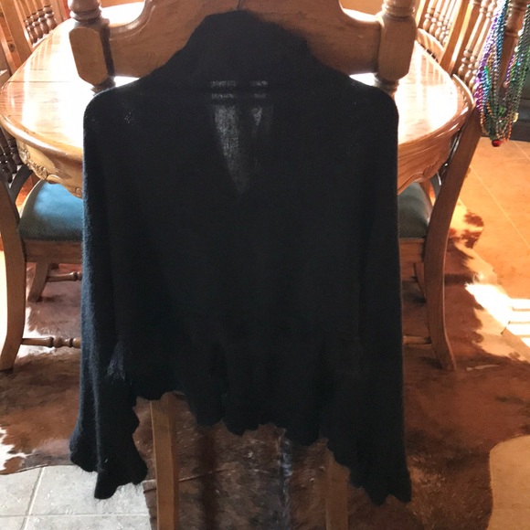 Black sweater shawl! - Picture 2 of 2